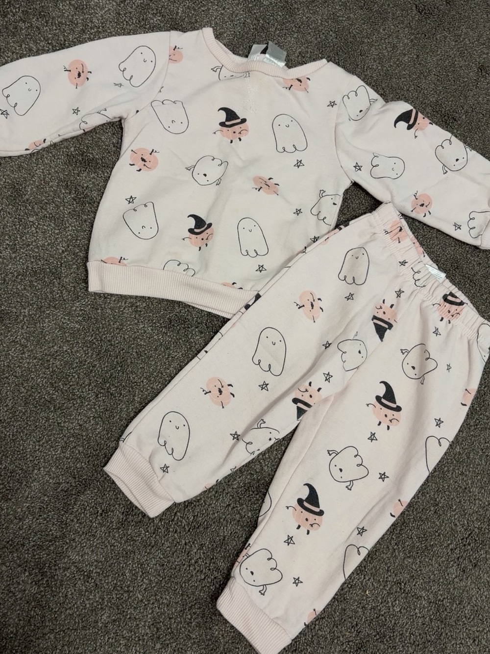 Bundle of toddler matching sets in pink ghost & Christmas